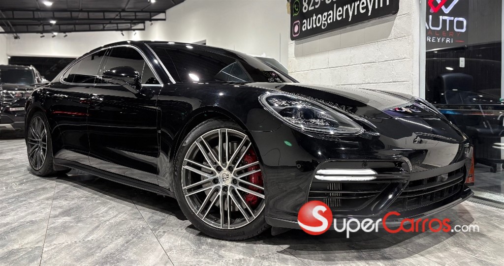2018 Porsche Panamera Turbo S