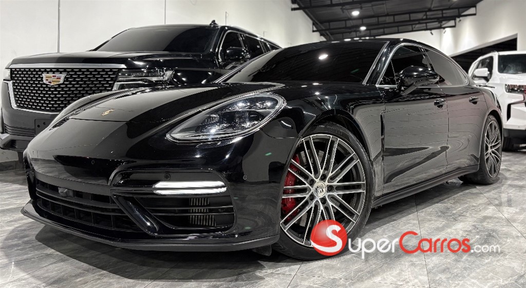 2018 Porsche Panamera Turbo S — foto 2 / 12