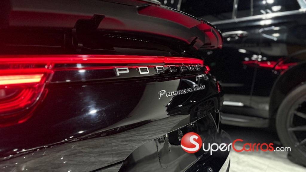 2018 Porsche Panamera Turbo S — foto 6 / 12