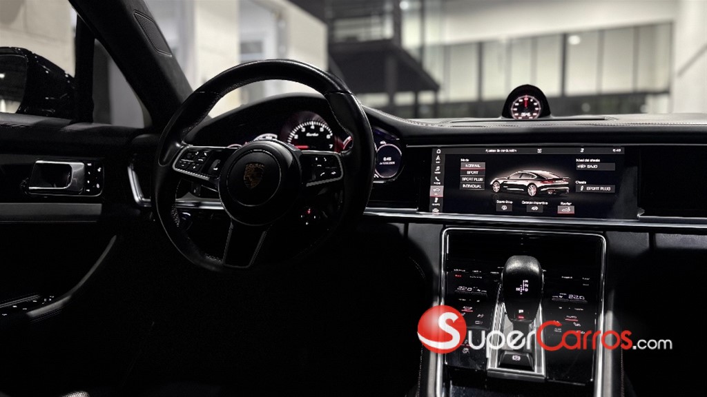 2018 Porsche Panamera Turbo S — foto 11 / 12