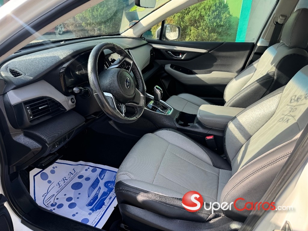 2020 Subaru Outback Premium — foto 10 / 12