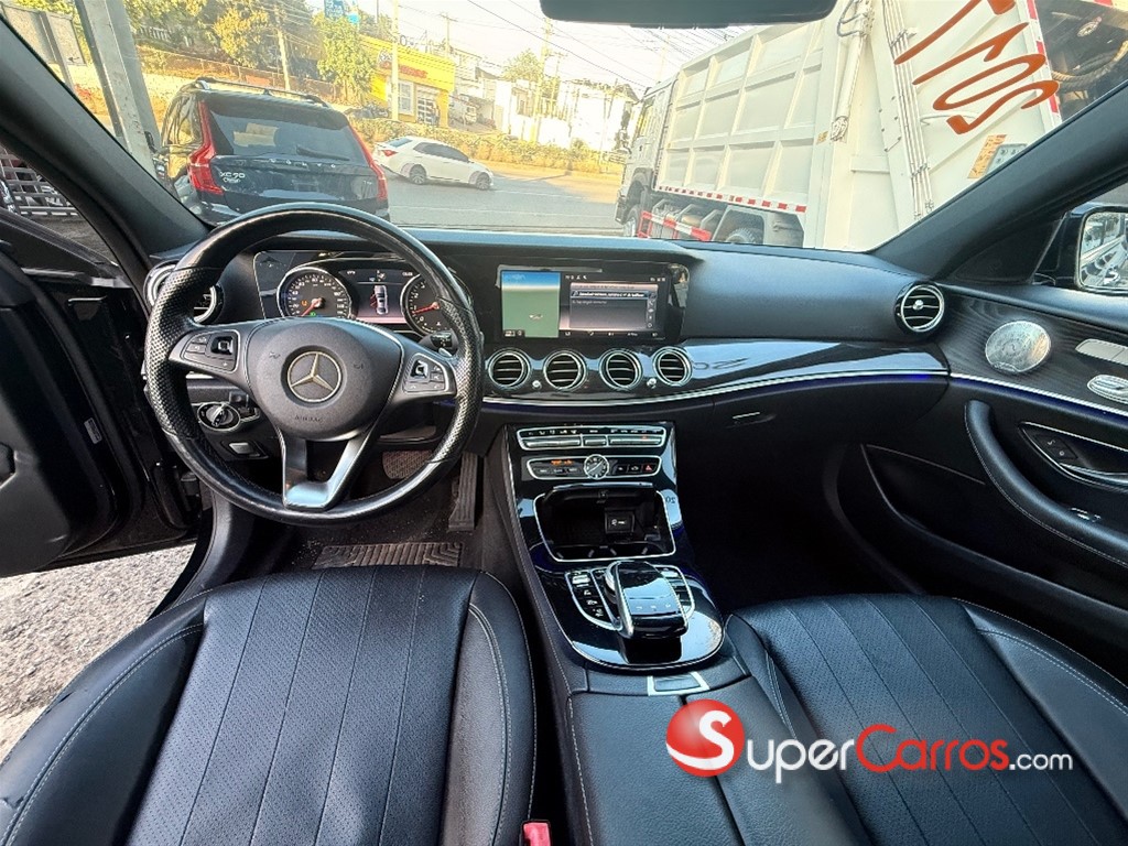 2017 Mercedes-Benz Clase E 300 — foto 8 / 12