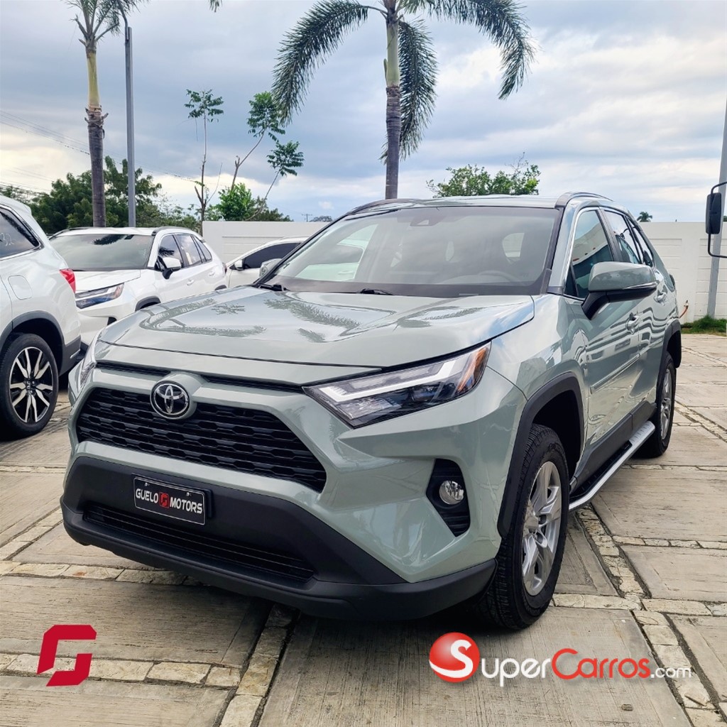 2022 Toyota RAV4 XLE — foto 10 / 10