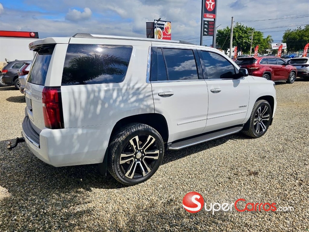 2017 Chevrolet Tahoe Premier — foto 3 / 11