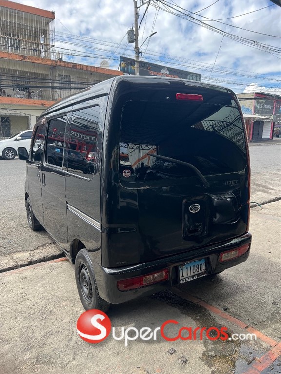 2018 Daihatsu Hijet — foto 3 / 9