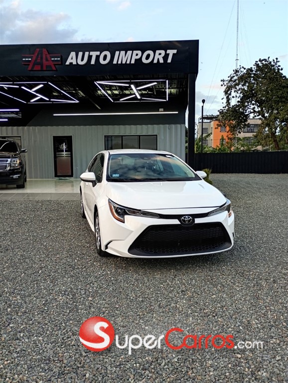 2020 Toyota Corolla LE — foto 2 / 12