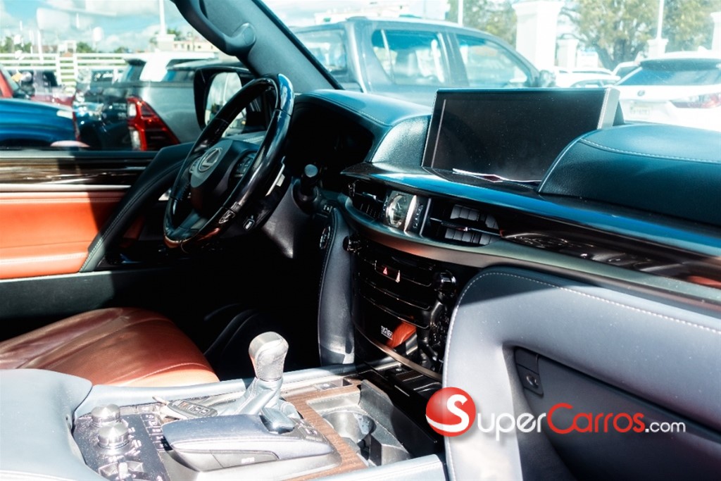 2018 Lexus LX 570 — foto 5 / 11