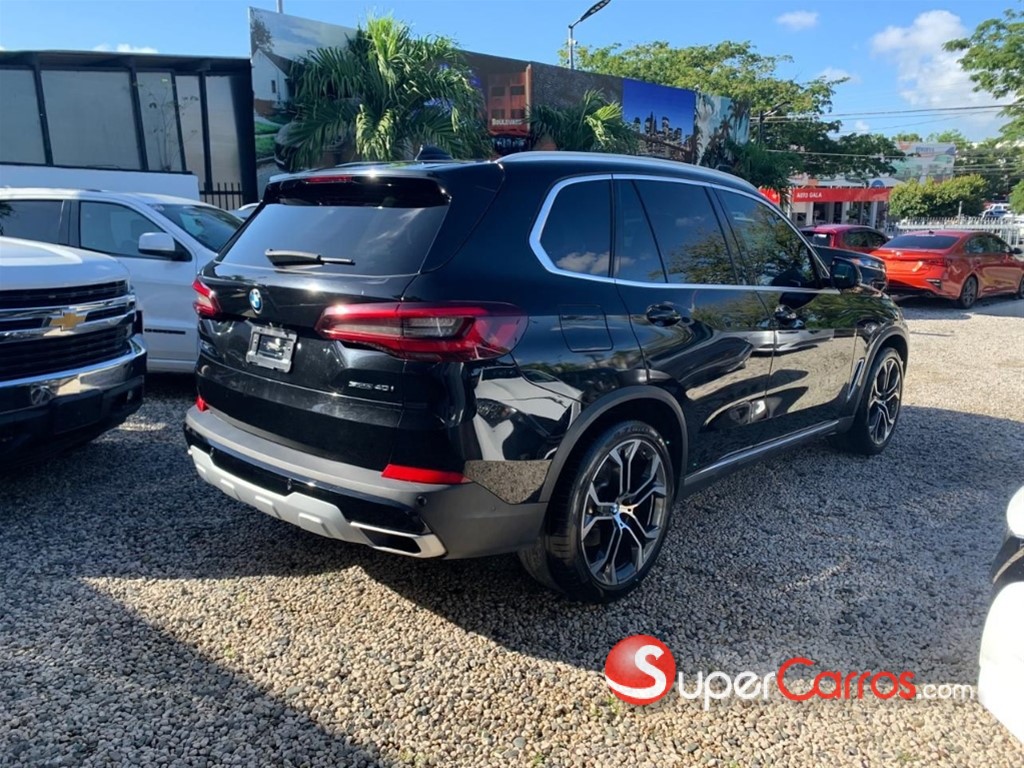 2021 BMW X 5 40i — foto 2 / 10