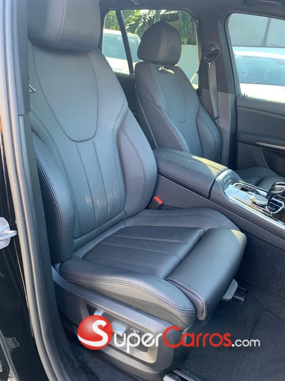 2021 BMW X 5 40i — foto 6 / 10