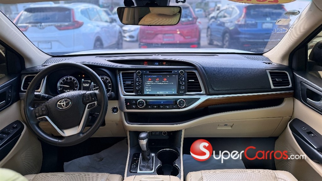2018 Toyota Highlander Limited — foto 8 / 9