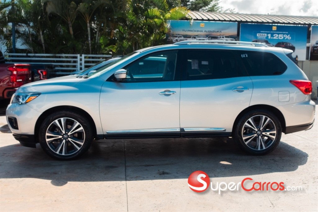 2020 Nissan Pathfinder Platinum — foto 2 / 12