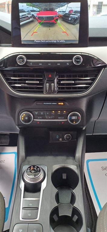 2020 Ford Escape SE Ecoboost — foto 9 / 11