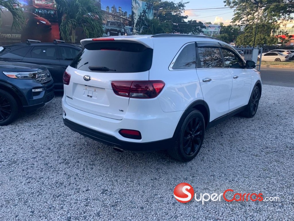 2020 Kia Sorento LX — foto 5 / 12