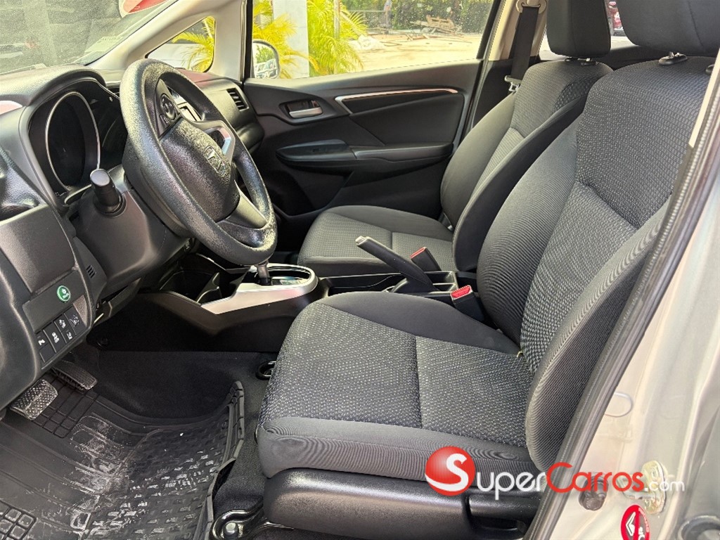 2020 Honda Fit — foto 8 / 10