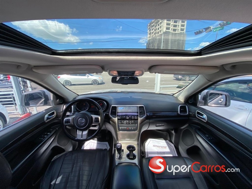 2011 Jeep Grand Cherokee Laredo — foto 7 / 10