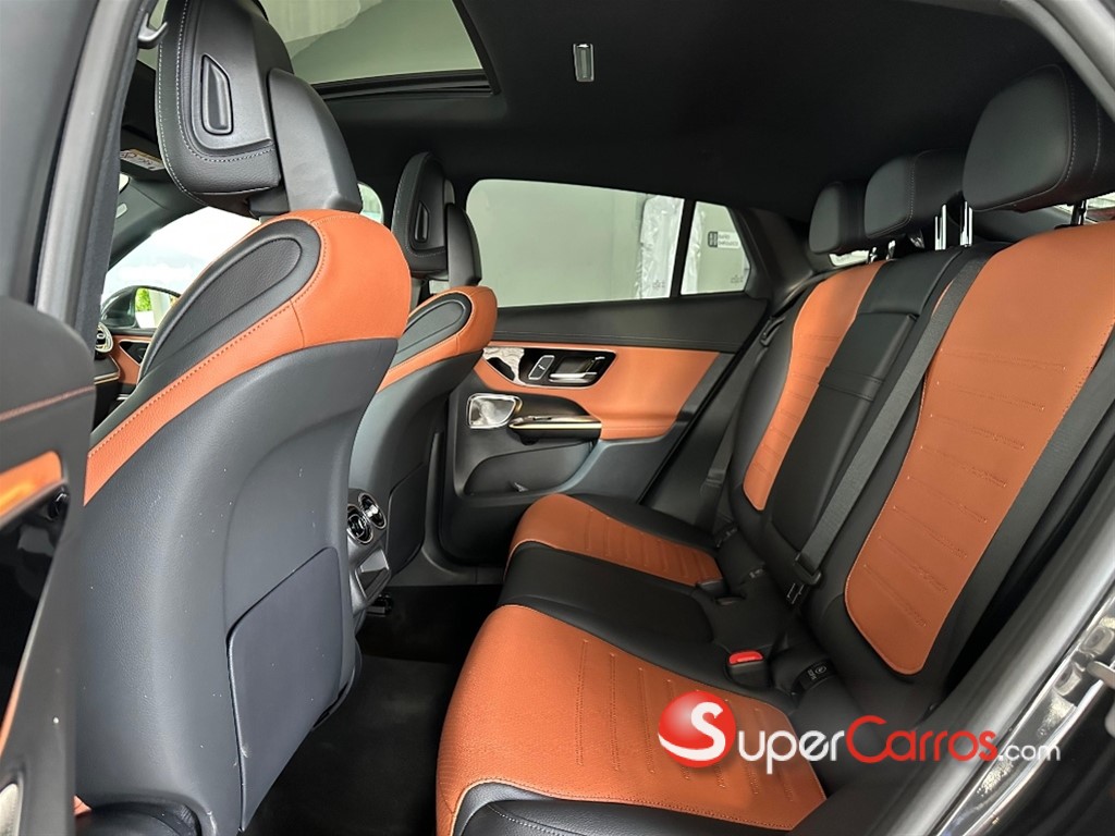2025 Mercedes-Benz Clase GLC 200 Coupe — foto 7 / 9