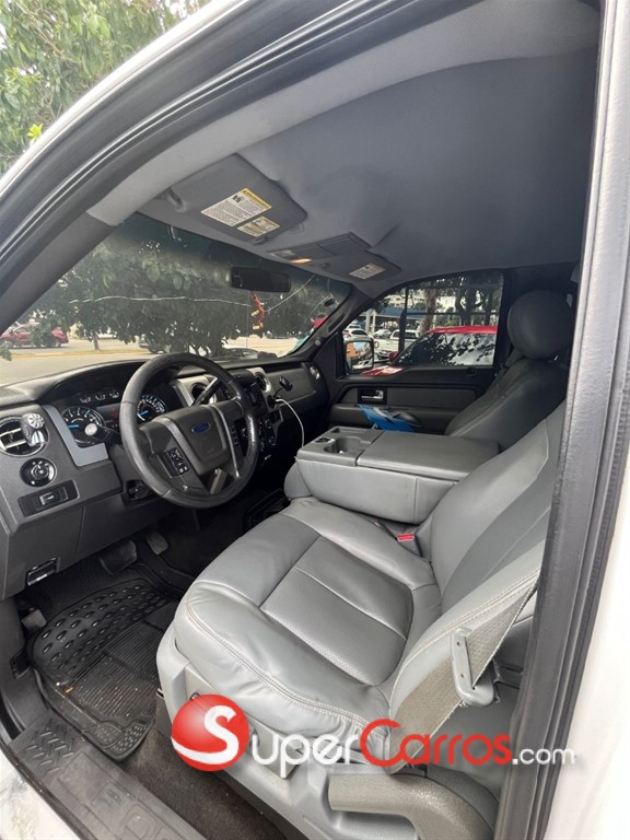 2013 Ford F 150 Limited — foto 4 / 10