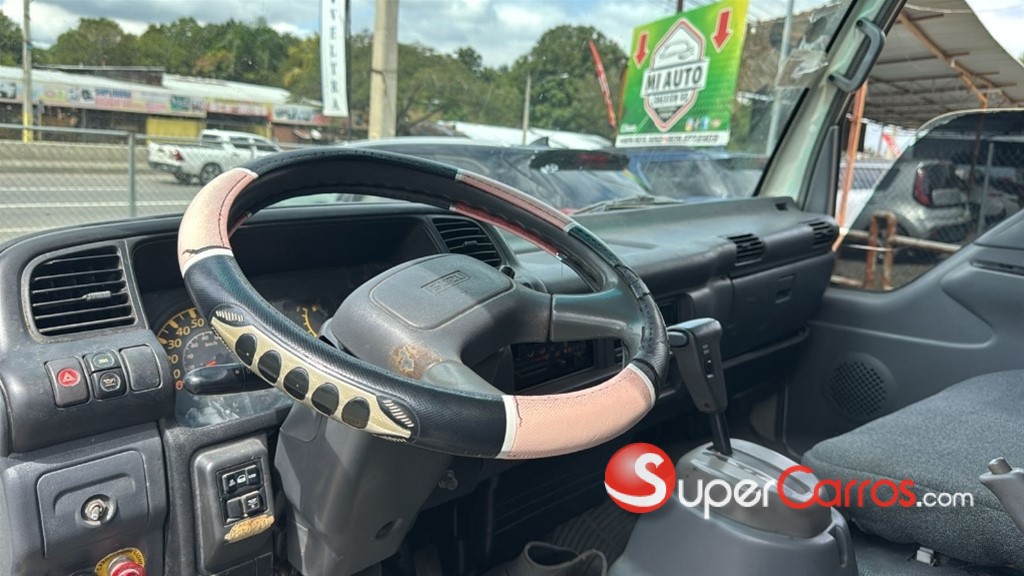 2007 Isuzu NPR — foto 5 / 10