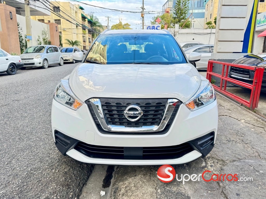 2020 Nissan Kicks — foto 2 / 11