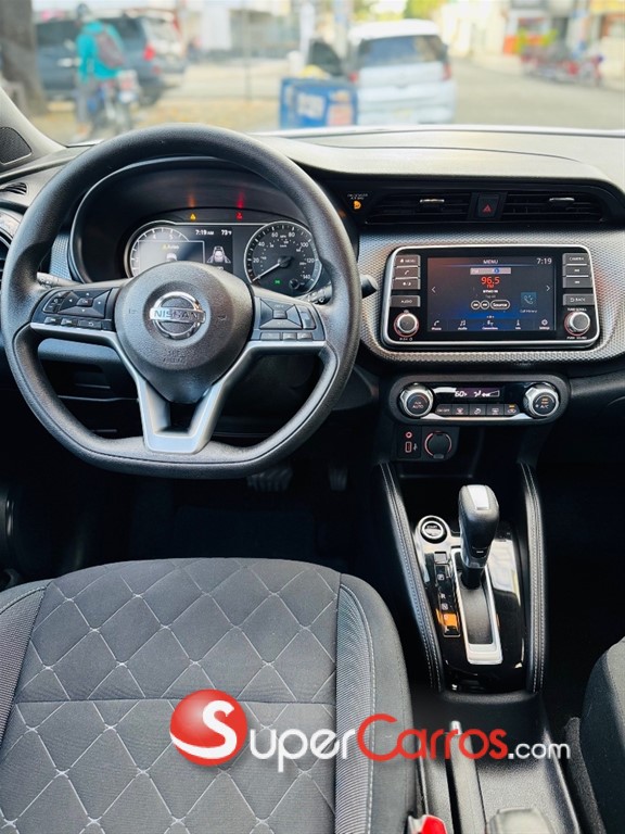 2020 Nissan Kicks — foto 11 / 11