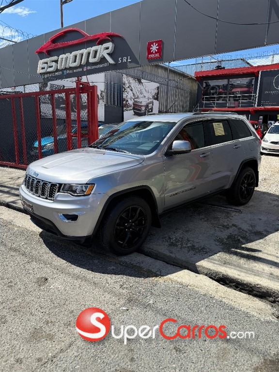2018 Jeep Cherokee Laredo