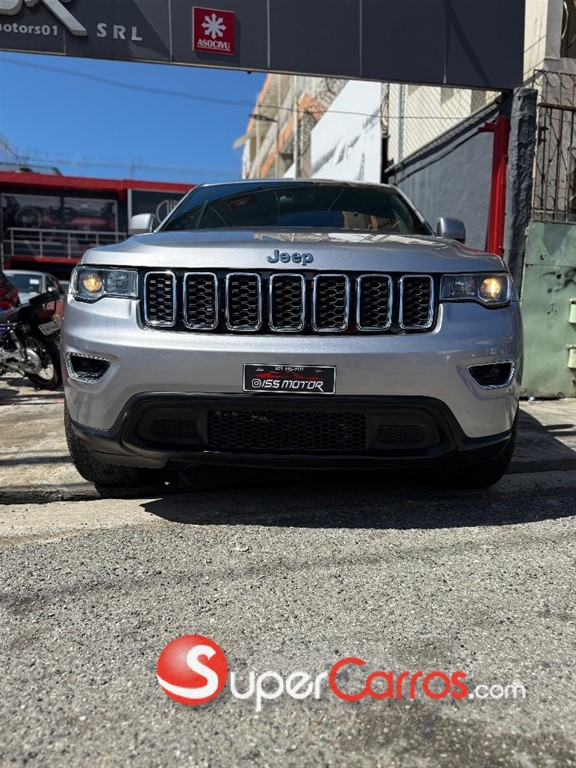 2018 Jeep Cherokee Laredo — foto 3 / 10