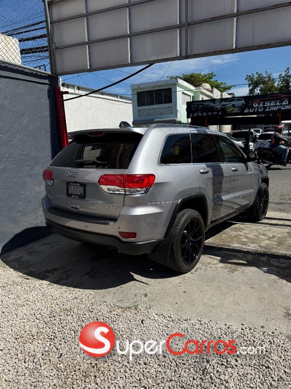 2018 Jeep Cherokee Laredo — foto 4 / 10