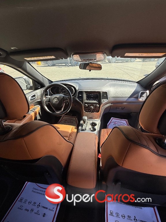 2018 Jeep Cherokee Laredo — foto 8 / 10