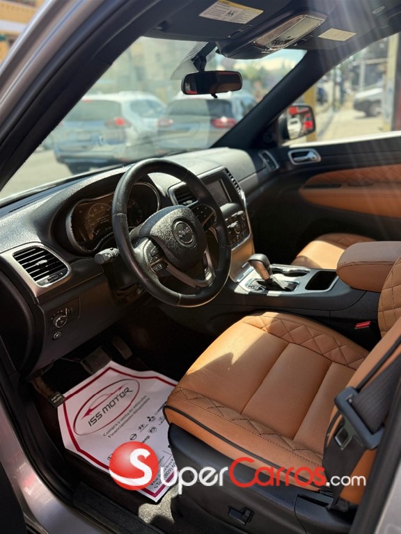 2018 Jeep Cherokee Laredo — foto 9 / 10