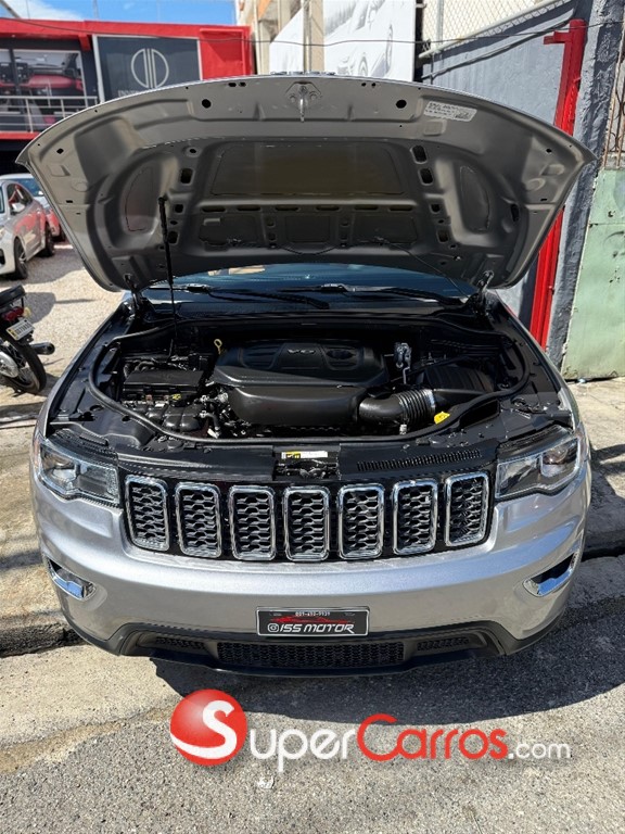 2018 Jeep Cherokee Laredo — foto 10 / 10
