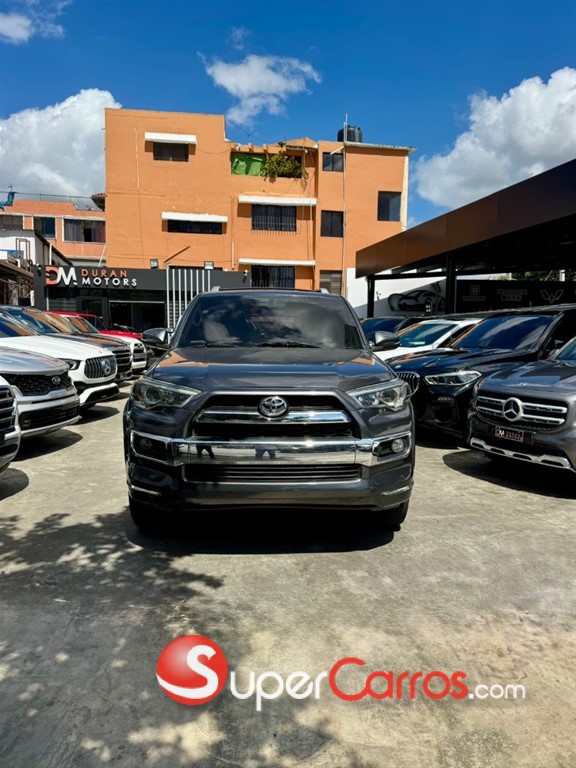 2017 Toyota 4 Runner SR5 Premium — foto 2 / 11