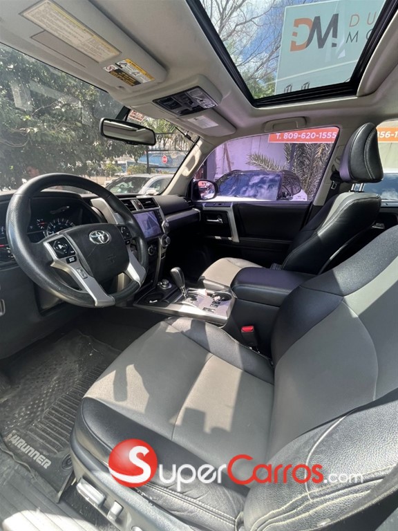 2017 Toyota 4 Runner SR5 Premium — foto 5 / 11