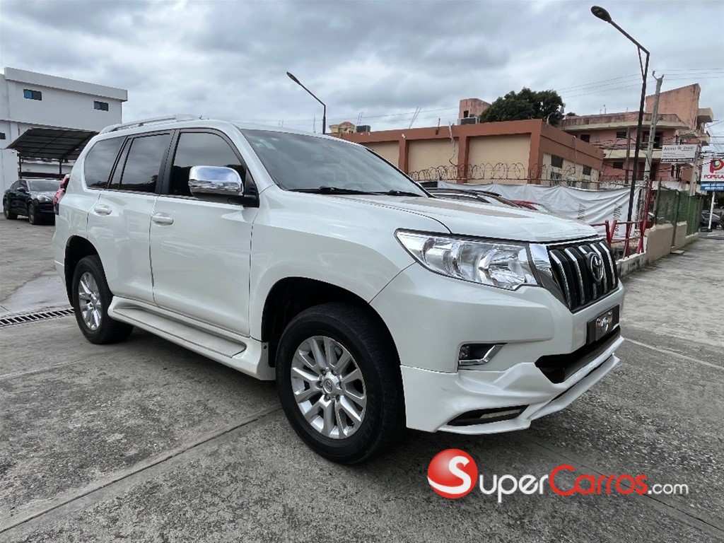 2020 Toyota Land Cruiser Prado TXL — foto 3 / 10