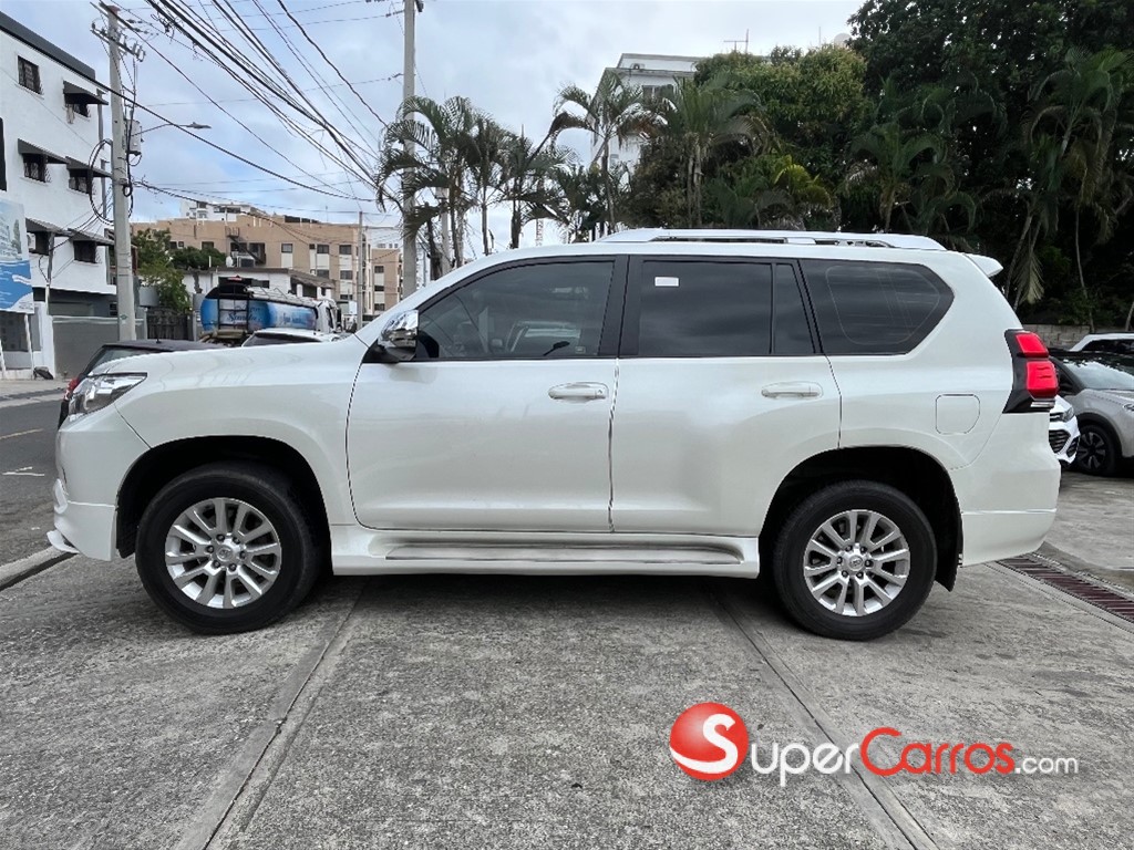 2020 Toyota Land Cruiser Prado TXL — foto 4 / 10