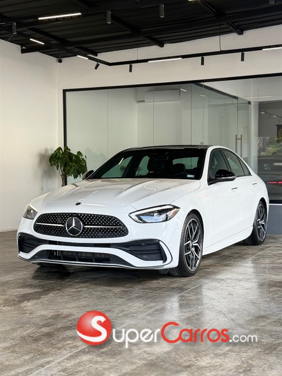 2023 Mercedes-Benz Clase C 300 AMG — foto 2 / 12
