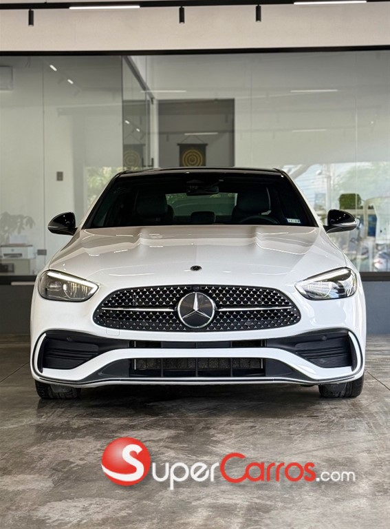2023 Mercedes-Benz Clase C 300 AMG — foto 3 / 12
