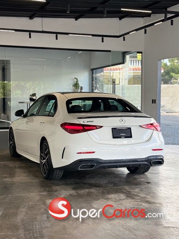 2023 Mercedes-Benz Clase C 300 AMG — foto 7 / 12