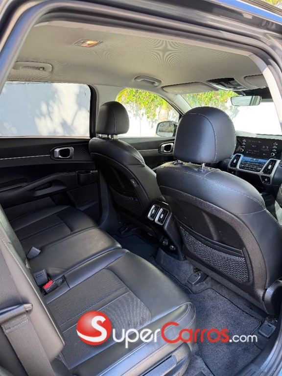 2021 Kia Sorento S — foto 7 / 9