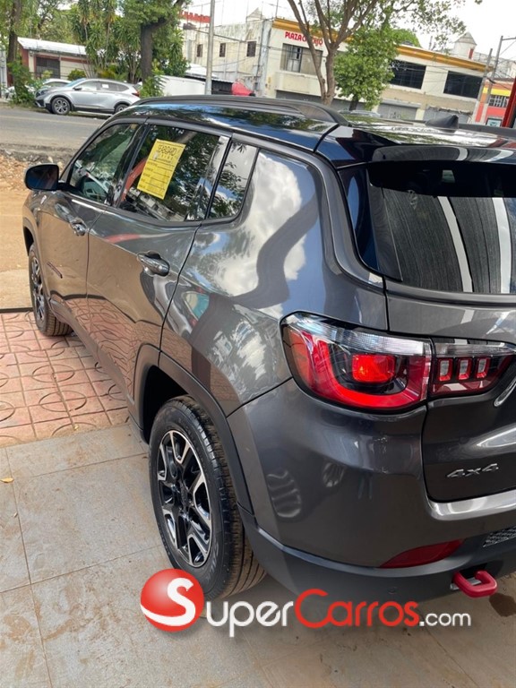 2021 Jeep Compass TrailHawk — foto 3 / 12