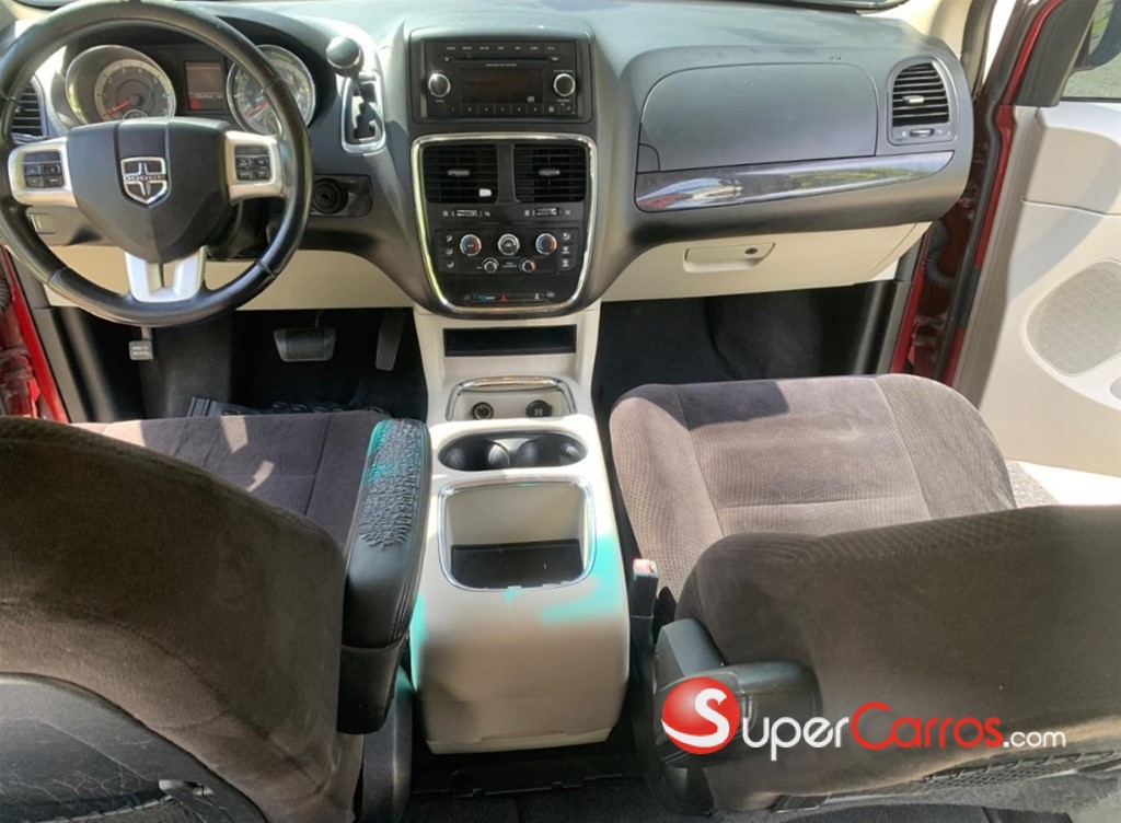 2014 Dodge Grand Caravan SXT — foto 12 / 12