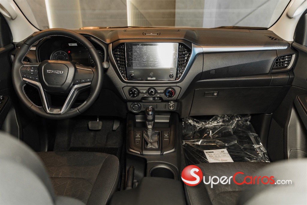 2026 Isuzu DMAX LS — foto 11 / 12