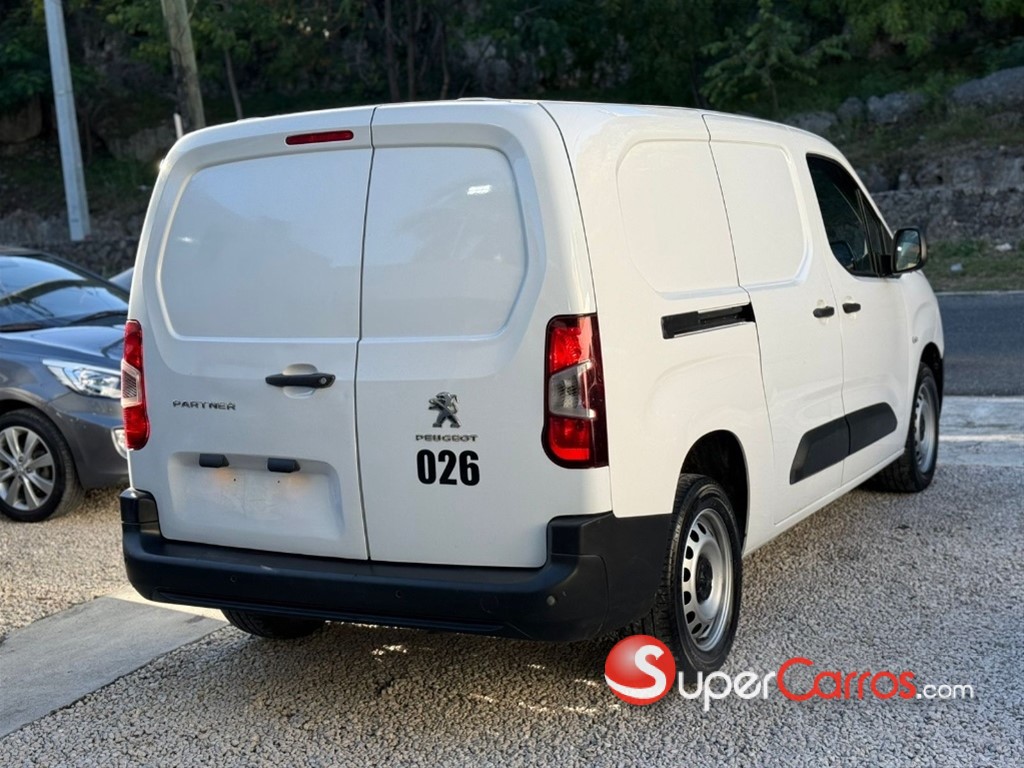 2024 Peugeot Partner — foto 2 / 11