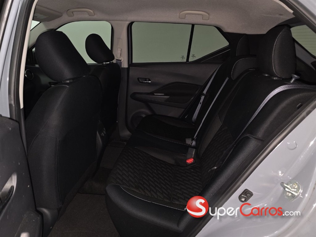 2023 Nissan Kicks SV — foto 10 / 12