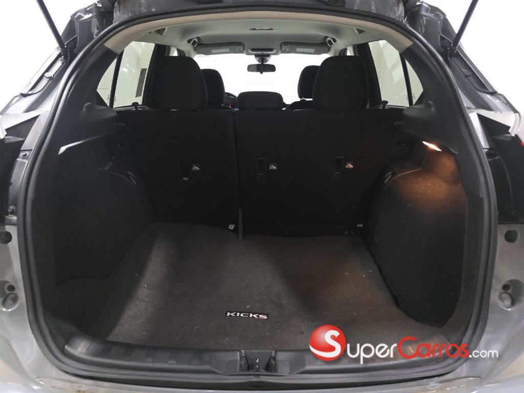 2023 Nissan Kicks SV — foto 12 / 12