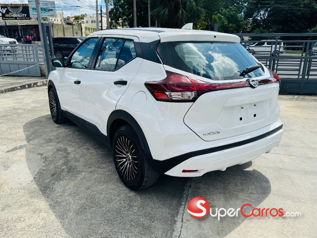 2021 Nissan Kicks — foto 4 / 12