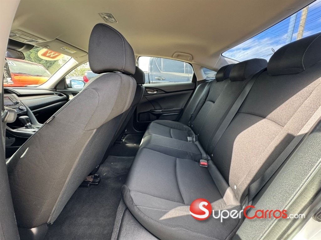 2021 Honda Civic LX — foto 9 / 12
