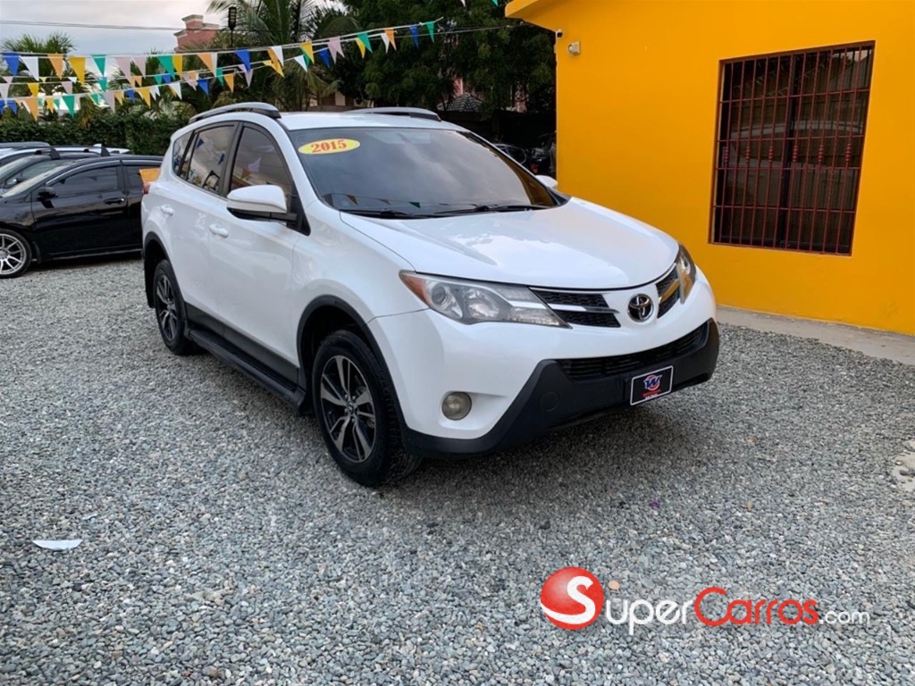 2015 Toyota RAV4 LE — foto 2 / 9