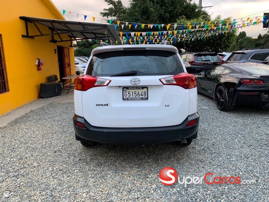2015 Toyota RAV4 LE — foto 5 / 9