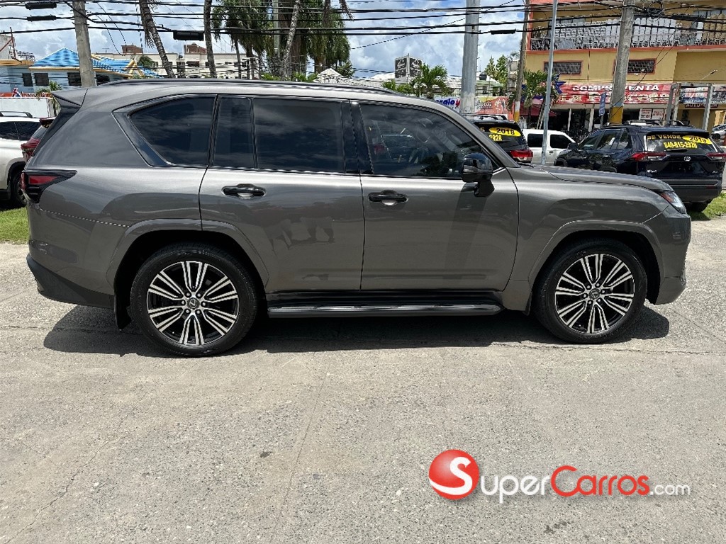 2022 Lexus LX 600 Luxury Armormax — foto 3 / 10