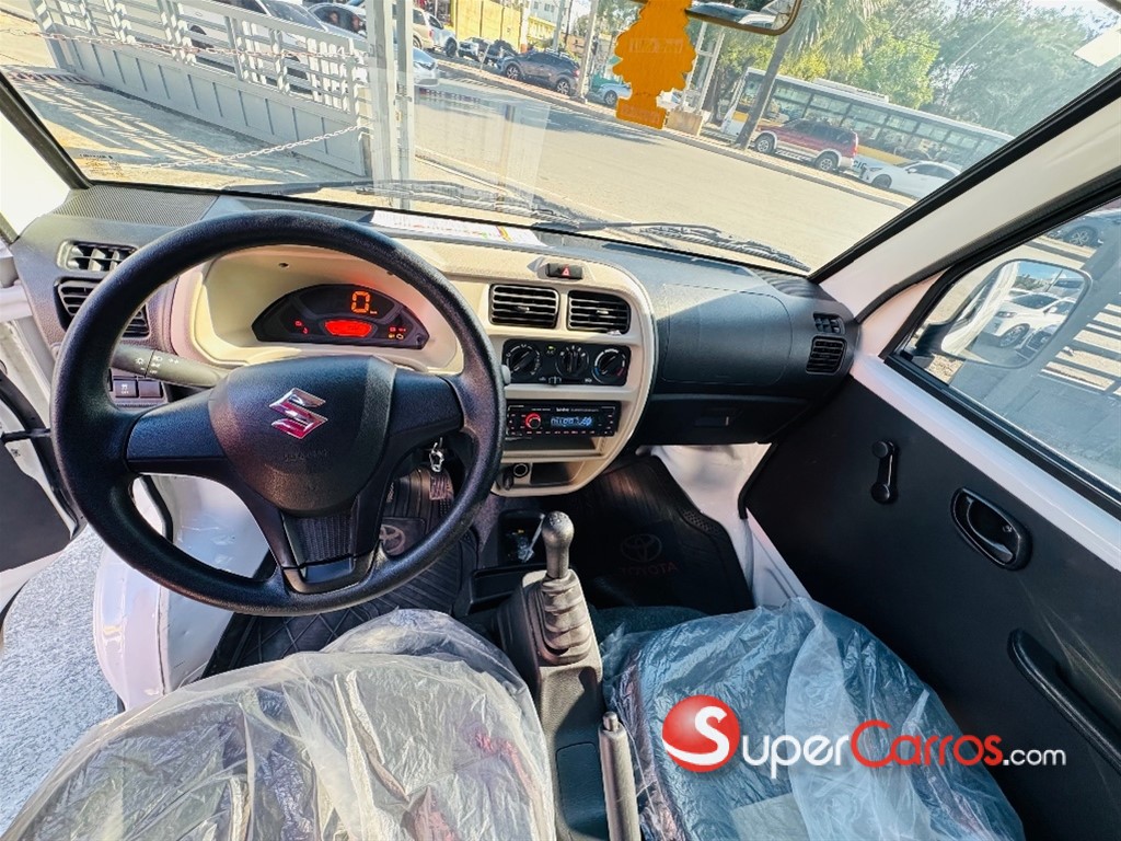 2026 Suzuki EECO — foto 9 / 12